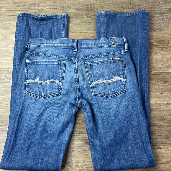 7 for All Mankind Women’s Bootcut Jeans, embellished back pockets, size 28 - Picture 10 of 15